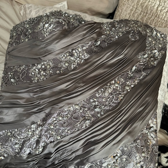 Mac Duggal Couture Dress - Picture 2 of 12